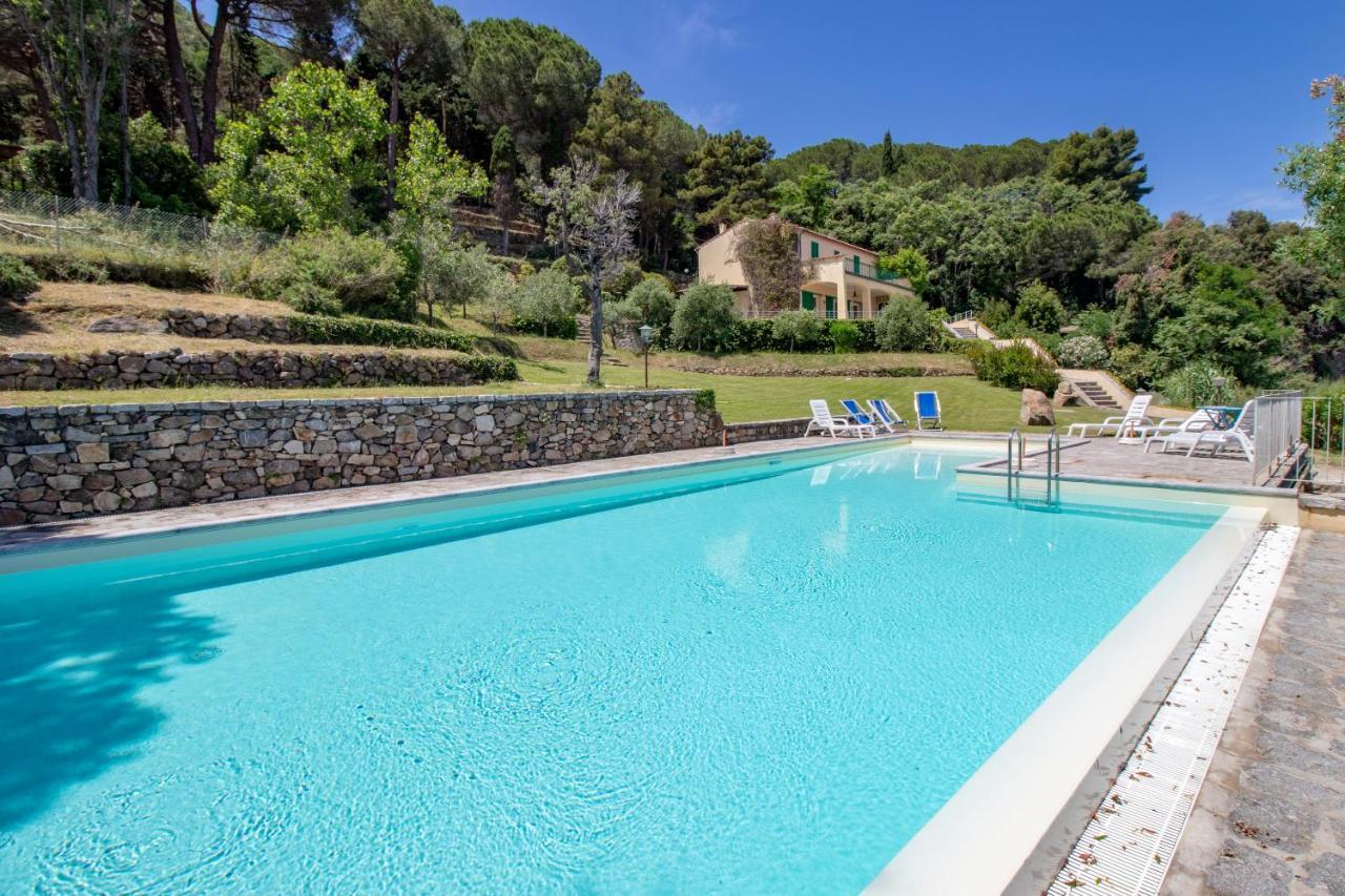 Villa Le Sprizze A Bordo Del Mare - Goelba Marciana Marina  Exterior foto